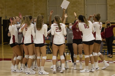 Cover image for Women’s Volleyball Continues Competitive Ivy League Play, Defeating Penn, Losing to Princeton in a Decider