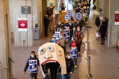 Cover image for HGSU-UAW Strike 2021 11