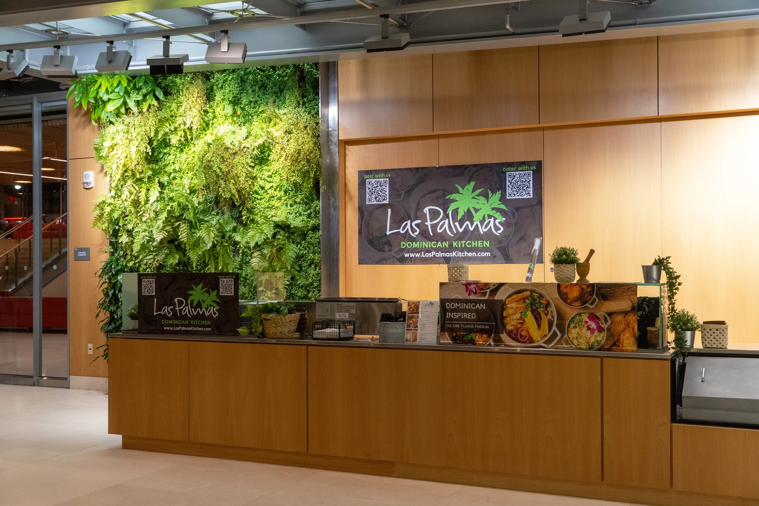 Las Palmas opens in the Smith Center, providing an option for Dominican food in Harvard Square.
