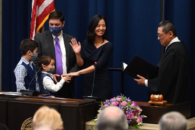 Cover image for Wu Sworn in
