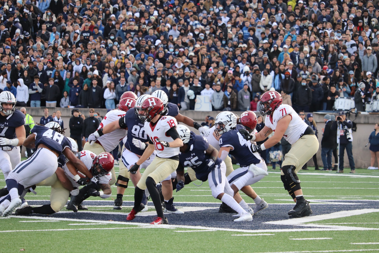Sophomore running back Aidan Borguet adds to his 43 yards and one touchdown performance. In 2019, Borguet stole the show with 269 yards and four touchdowns.