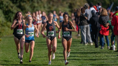 Cover image for Men’s and Women’s Cross Country Both Turn in Top-25 Finishes at NCAAs