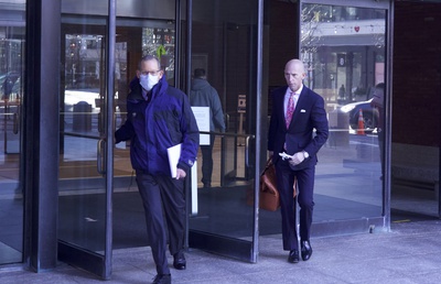Cover image for As Trial Begins, Lawyers for Harvard Professor Charles Lieber Say He Did Not Conceal Ties to China