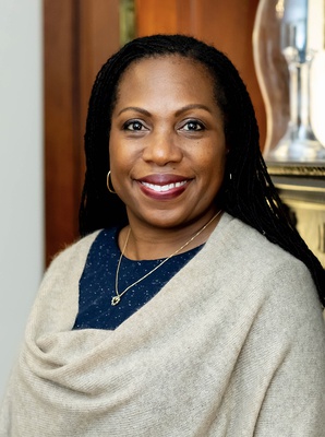 Cover image for Ketanji Brown Jackson ’92 Set to Face Questions About Harvard Governance Role in Supreme Court Confirmation Hearings