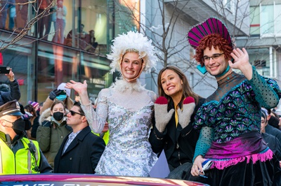 Cover image for In Photos: Jennifer Garner, Hasty Pudding's Woman of the Year