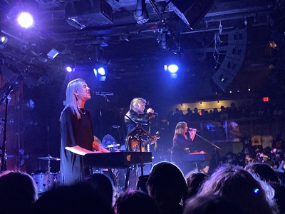 Cover image for Mother Mother Performs to New and Longtime Boston Fans