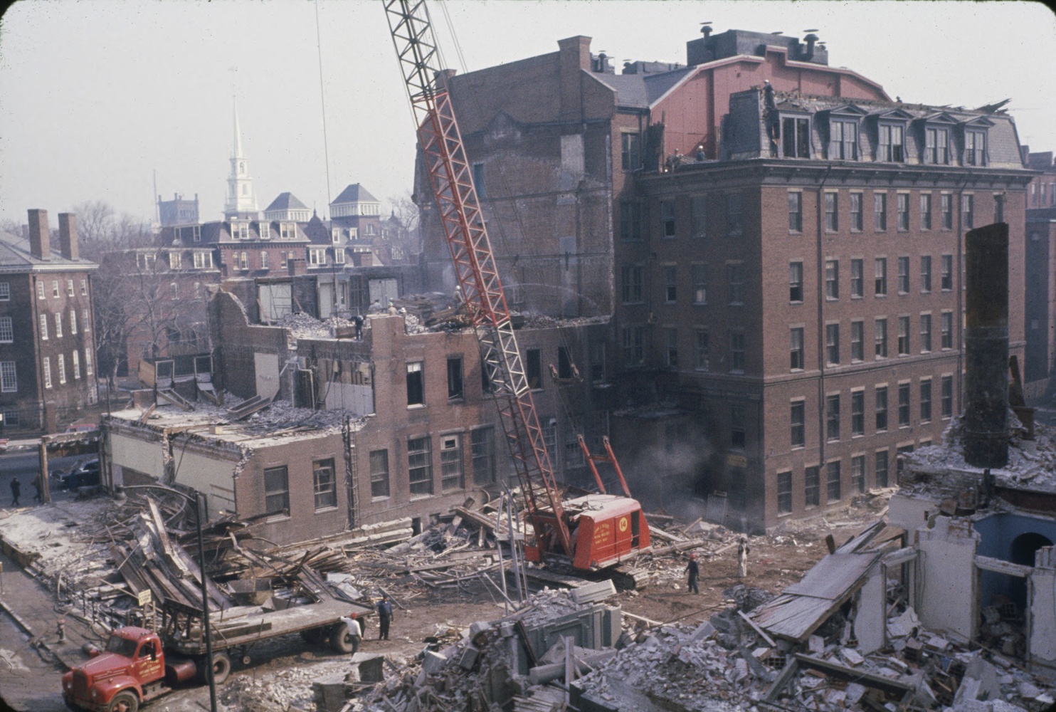 Buildings are demolished to make way for the construction of the Holyoke Center in 1964. UAV 605.295.1p (tr#14), olvwork420665.