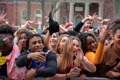 Cover image for Jeremih to Headline Harvard Yardfest 2023