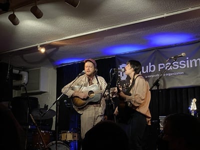 Cover image for Concert Review: Taylor Ashton, the Playful Storyteller