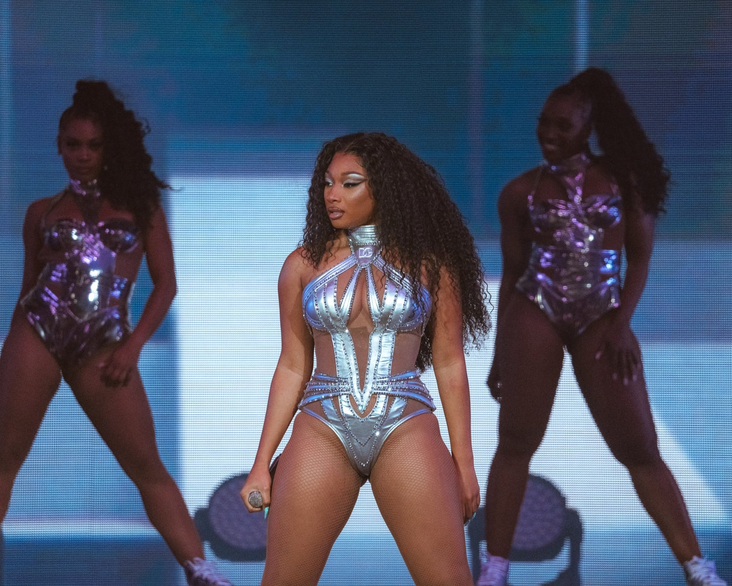 Megan Thee Stallion danced in unison with the others on stage and took time to flirt with the audience using cheeky facial expressions.