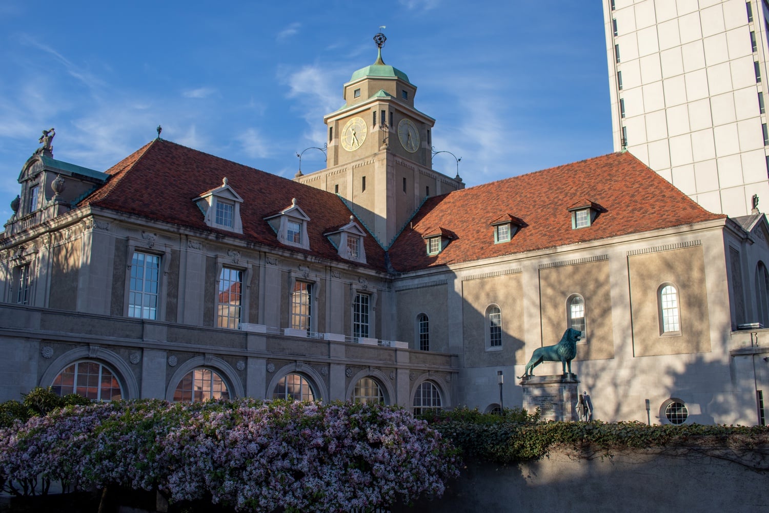 The Center for European Studies is housed in the Aldophus Busch Hall at 27 Kirkland St.