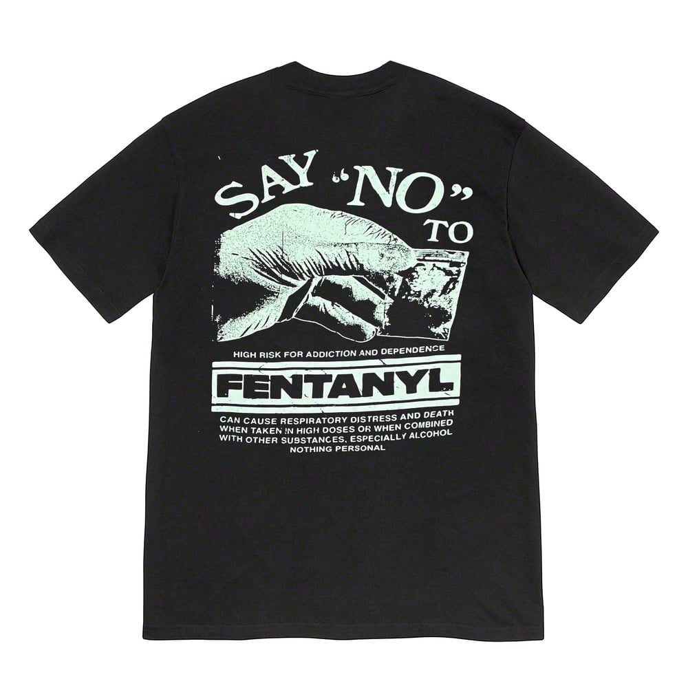 The back design of Blazzy's "Say No To Fentanyl" shirt.