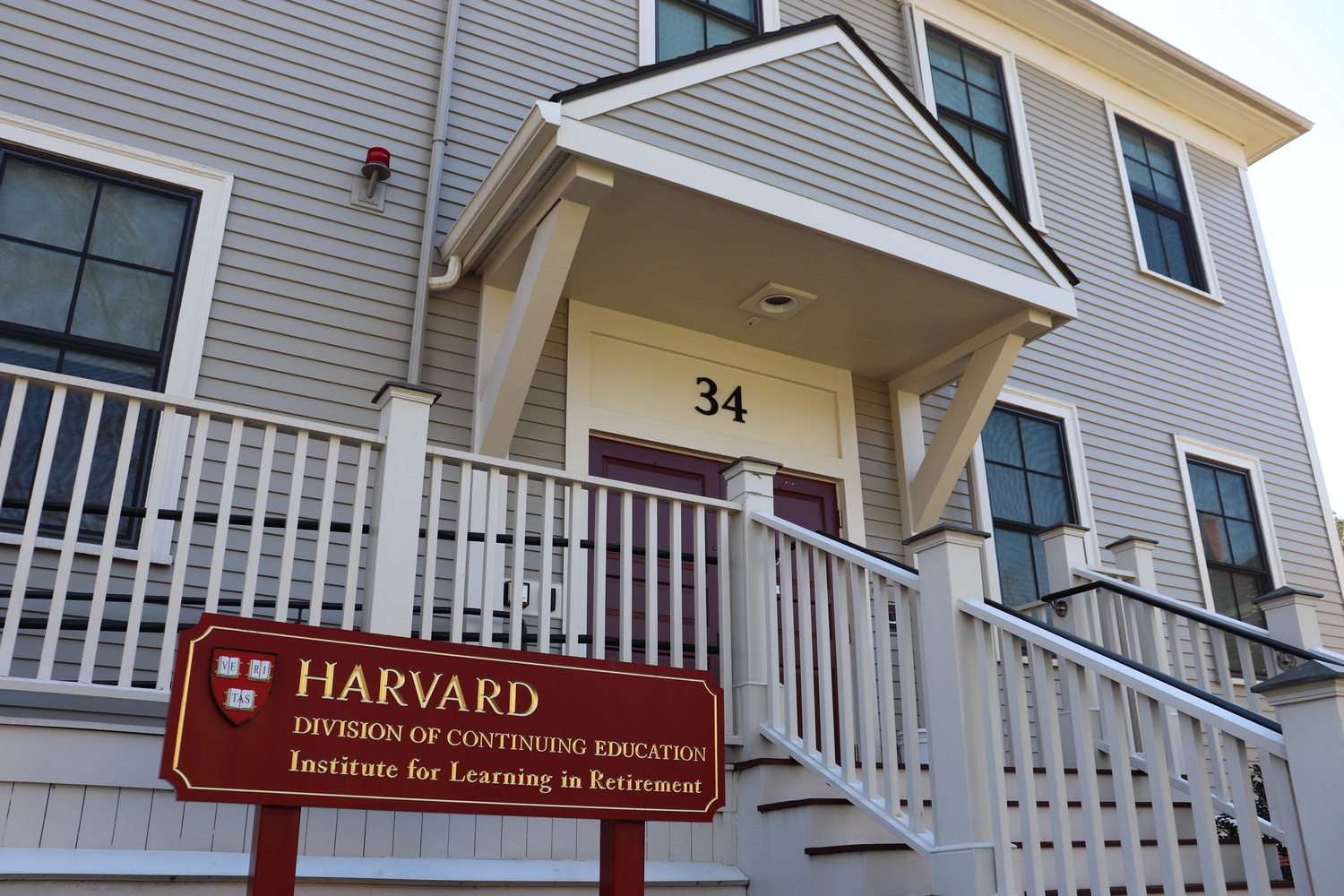 At the Harvard Institute for Learning in Retirement, retired professionals seek to broaden their minds through a classic liberal arts education model.