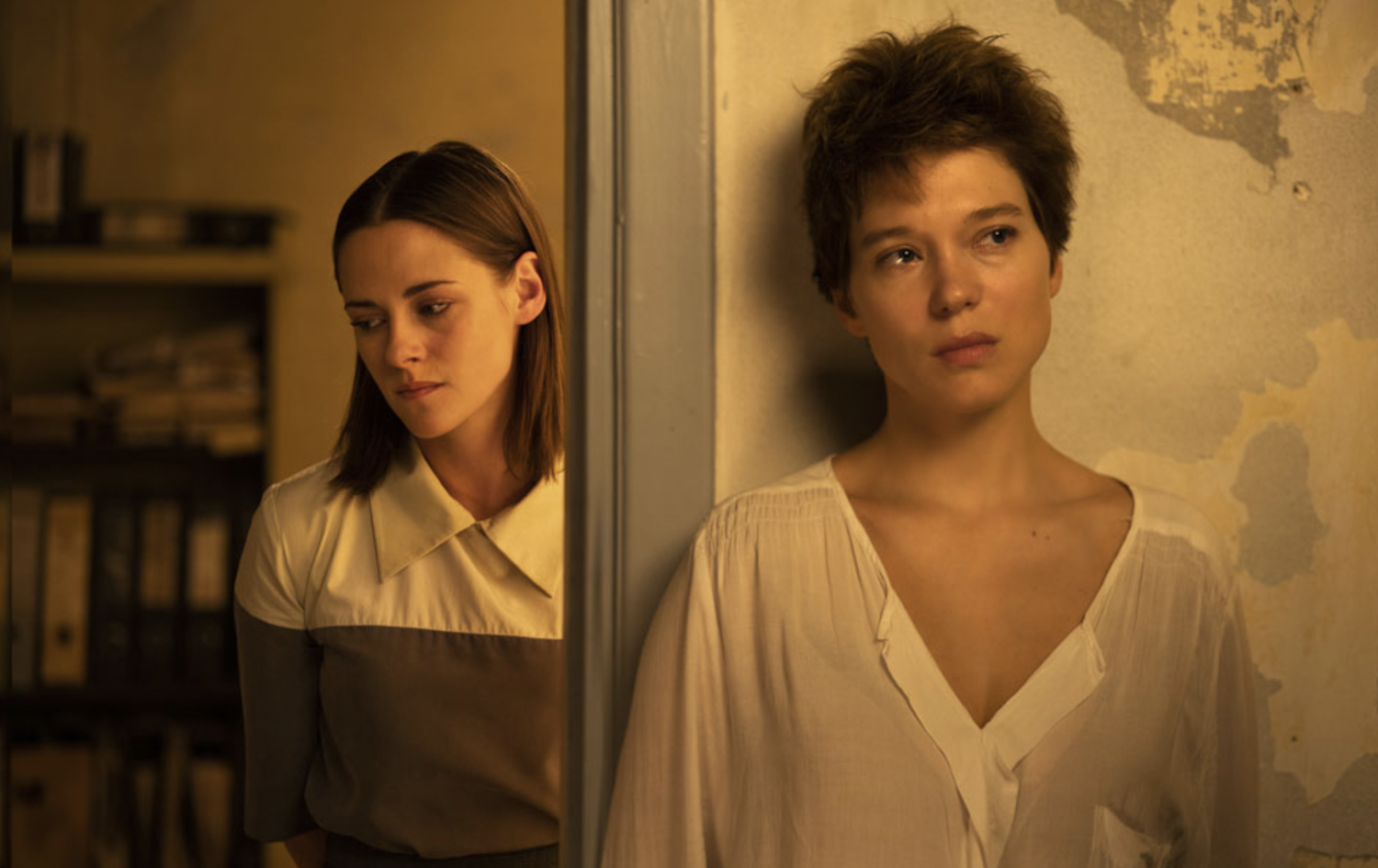 Kristen Stewart and Léa Seydoux star in David Cronenberg's latest film.