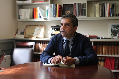 Cover image for In Age of Advanced AI, Harvard College Dean Khurana Calls on Students to Avoid ‘Shortcuts’
