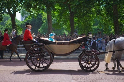 Cover image for Queen Elizabeth in a Carriage