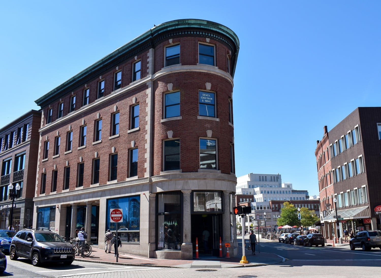 The Abbot Building is set to become Starbucks' new home in Harvard Square.