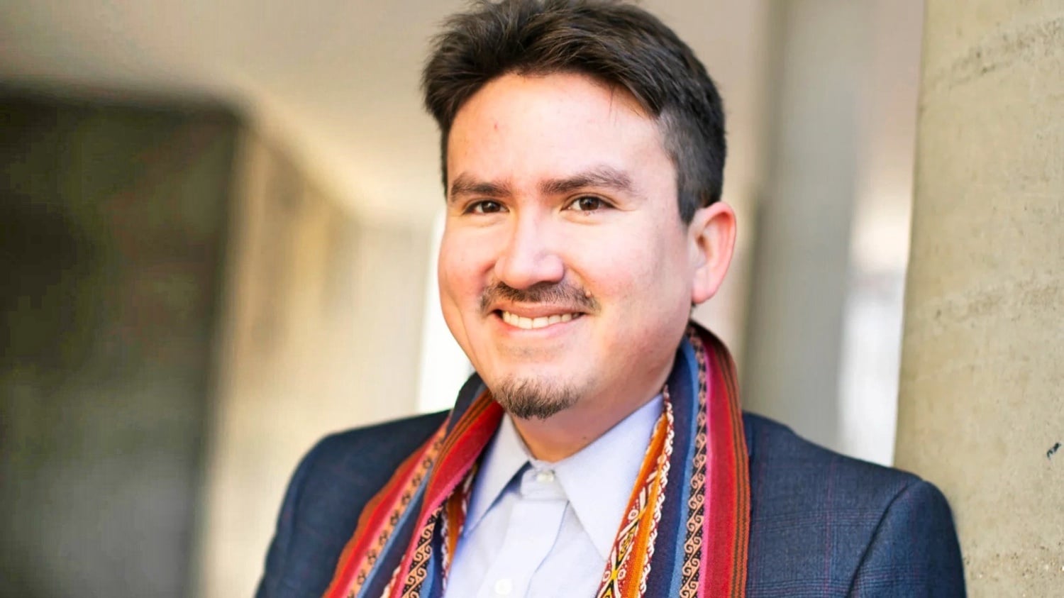 Professor Américo Mendoza-Mori, a Peruvian scholar of Indigenous language and culture, teaches EMR 151: “Quechua, Indigenous language revitalization and Global Indigeneity.”