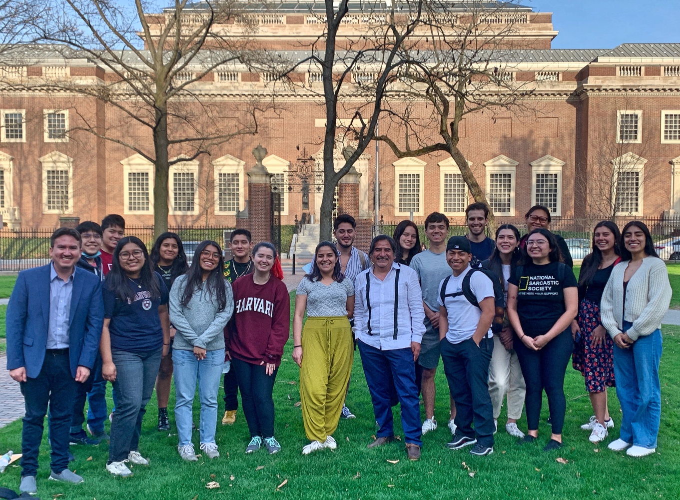 Students in Professor Mendoza-Mori's EMR 148 class last spring pose for a picture.