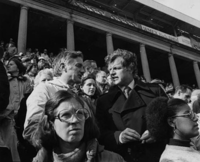Cover image for Derek Bok speaks with Ted Kennedy