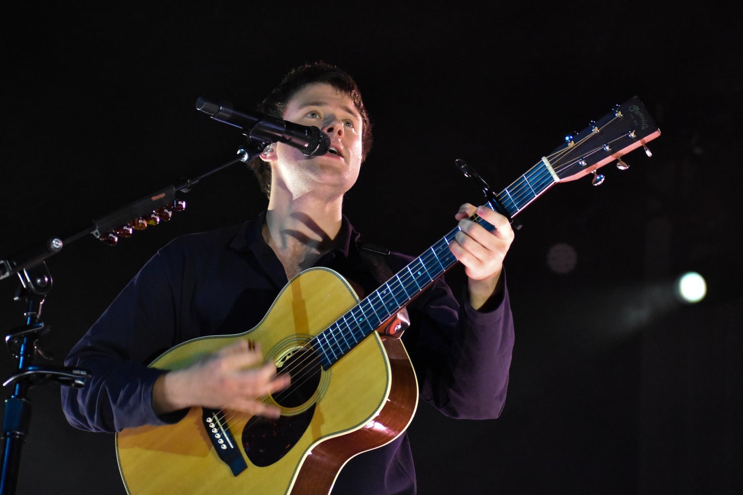 After thanking his parents, MGM Music Hall, and his band members, he graciously thanked the crowd.