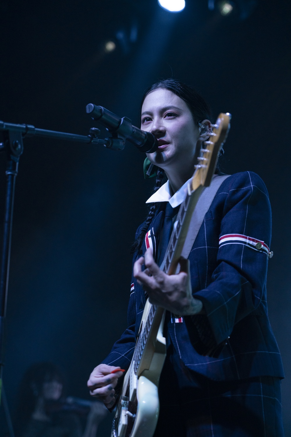 Zauner’s charisma and stage presence added a new dimension to each song she performed. She sang “Savage Good Boy,” a satirical song about a billionaire hiding in a bunker at the end