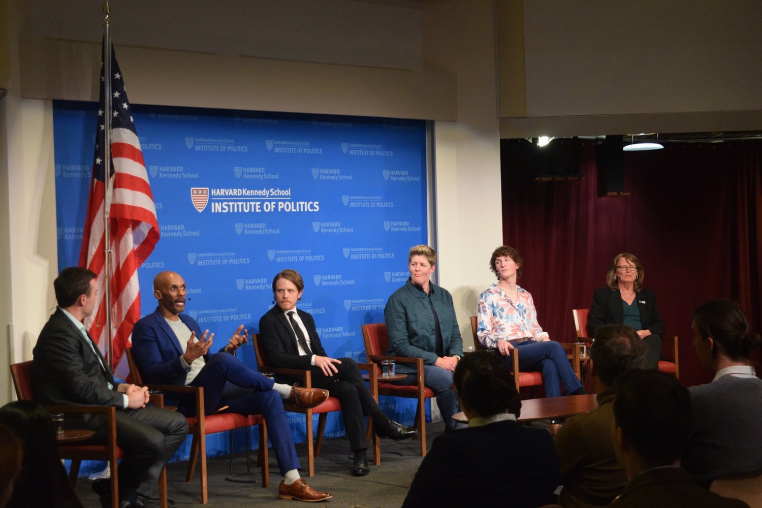 Panelists discuss their experiences and challenges at The Harvard Kennedy School's Institute of Politics National Coming Out Day forum.