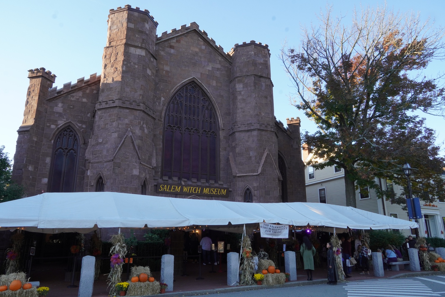 The Salem Witch Museum documents the Witch Trials of 1692. The city is now a tourist attraction for history buffs and Halloween enthusiasts.
