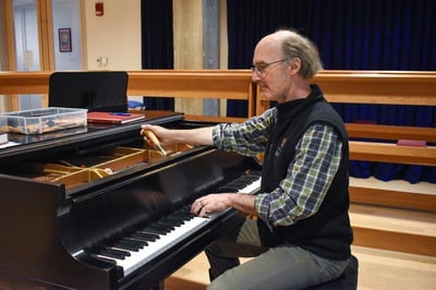 Cover image for Behind the Curtain of Harvard’s Piano Shop