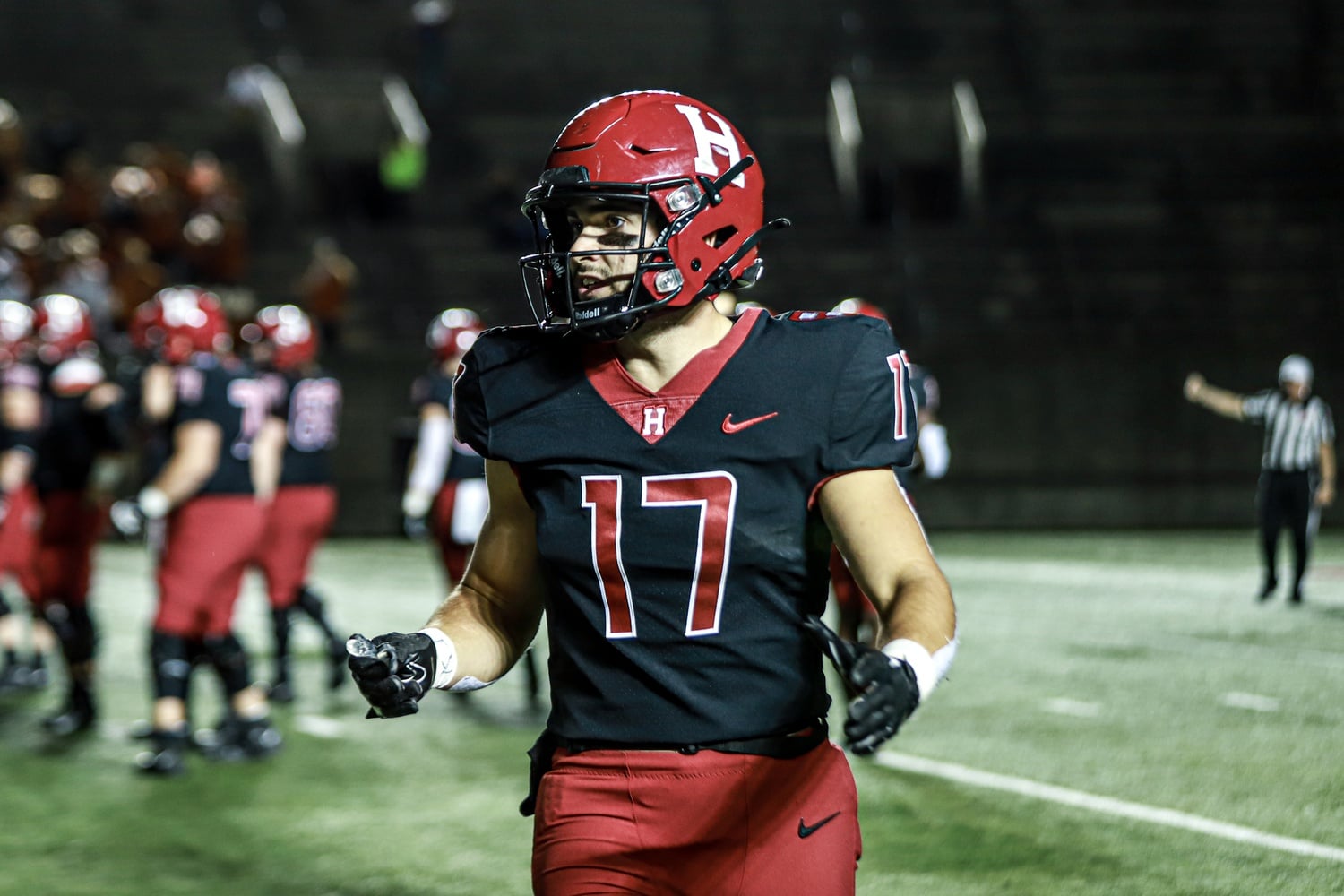 One of the few players who put up a strong performance on Friday night was senior wide receiver Jack Bill, who took his six kickoff returns for 121 yards and added two catches for another 20.