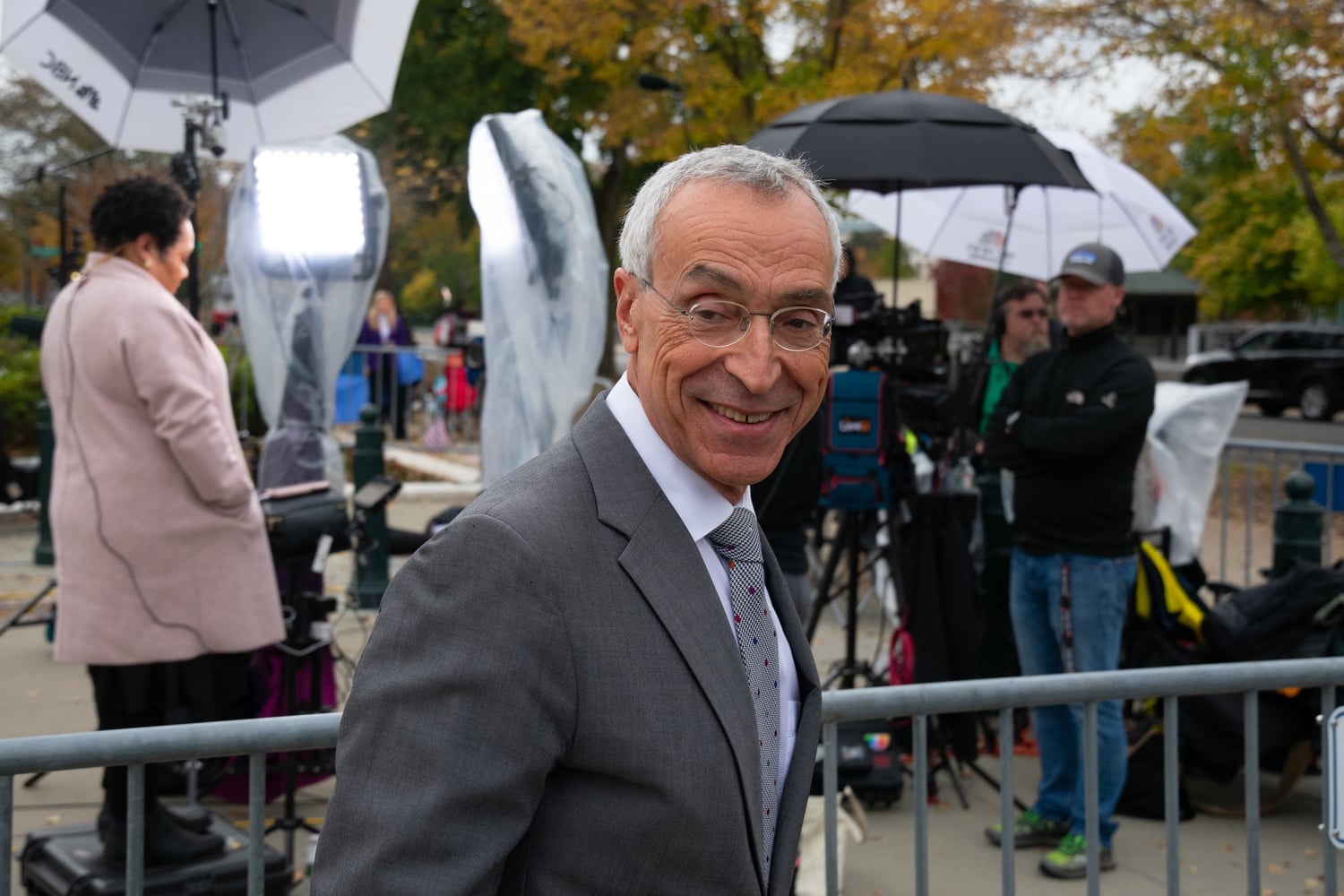 Seth P. Waxman '73, who represented Harvard on Monday, has argued before the court more than 80 times