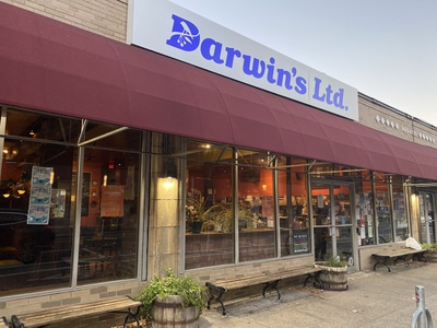 Cover image for Darwin’s to Close Doors After 30 Years of Business