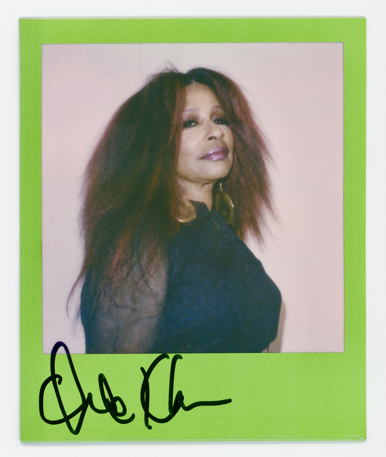 Portrait of Chaka Khan shot by Ramon '1000WORD$' Lazo.