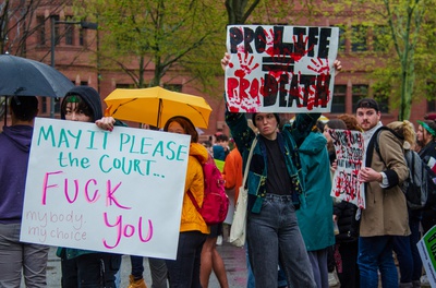 Cover image for Roe-v-Wade Student Protest