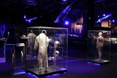 Cover image for Space Adventure Exhibition: An Accessible Trip to the Moon
