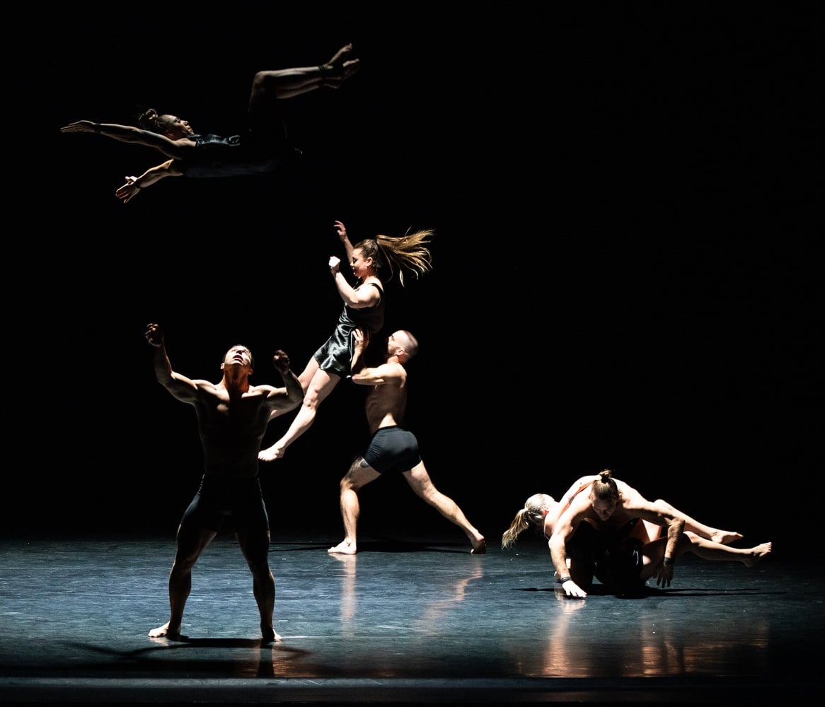Circa Contemporary Circus performs "Sacre."