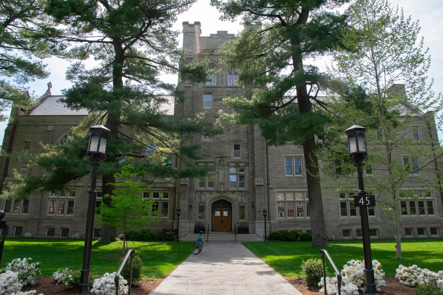 Harvard Divinity School is located at 45 Francis Ave. in Cambridge, Massachusetts.