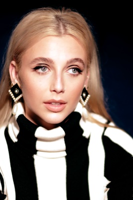 Cover image for Emma Chamberlain
