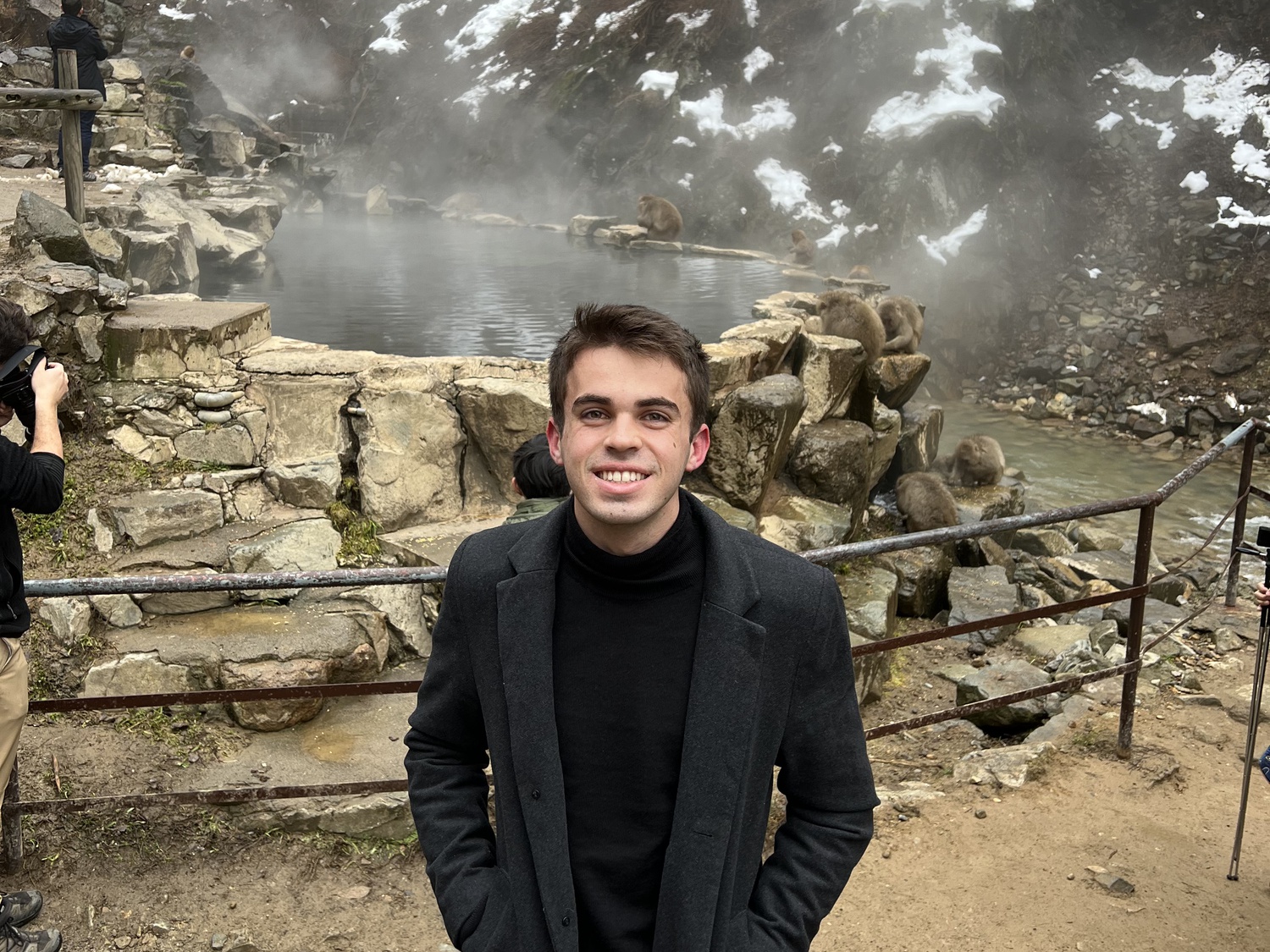 Jacob J. Fernandes ’24, an enhanced CA for CS50, believes that CAs are “essentially running the course.” “Malan gets to go on stage and he creates these great lectures, but in the end, students are coming to the TFs for pretty much everything else,” Fernandes says.