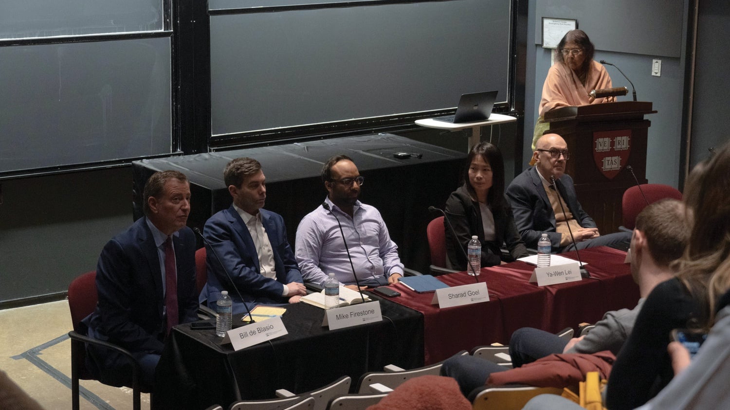 Bill de Blasio, left, discusses artificial intelligence at a lecture hosted by the Harvard Kennedy School's Program on Science, Technology, and Society.