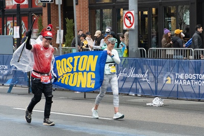 Cover image for ‘Never Felt More Proud’: Harvard Students Join Tens of Thousands Running in 2023 Boston Marathon