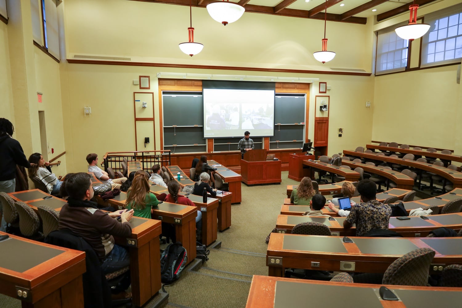 Graduate students share their experiences living in Israel and Palestine in a discussion hosted by the newly launched Graduate Students 4 Palestine on Tuesday evening.