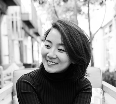 Cover image for Marie Lu Author Photo