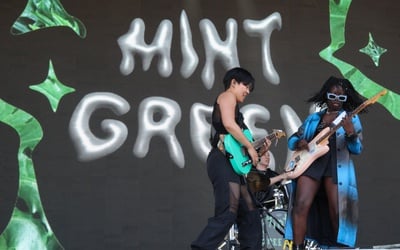 Cover image for Mint Green Boston Calling