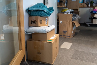 Cover image for Weeks After Move-In, River House Students Express ‘Mixed Feelings’ About Direct Dorm Package Delivery