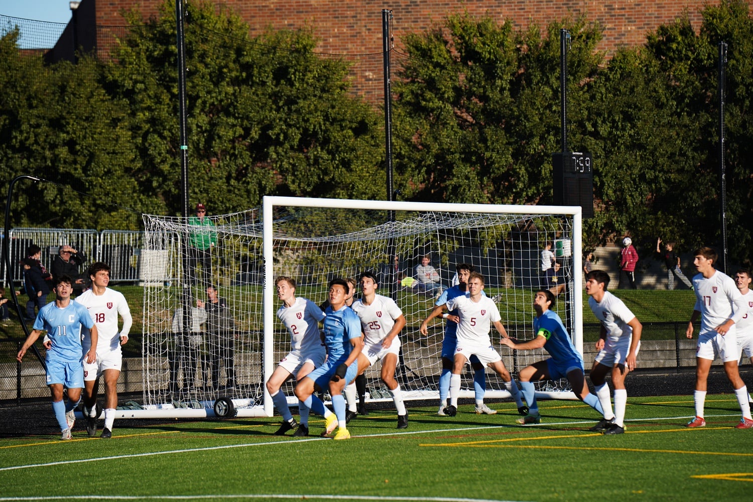 Harvard and Columbia ready to receive a corner kick on October 8, 2022.