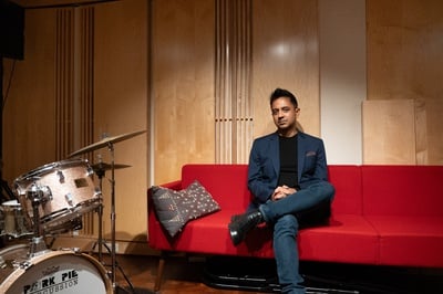 Cover image for Fifteen Questions: Vijay Iyer on Cognition, Temporality, and Musical Community