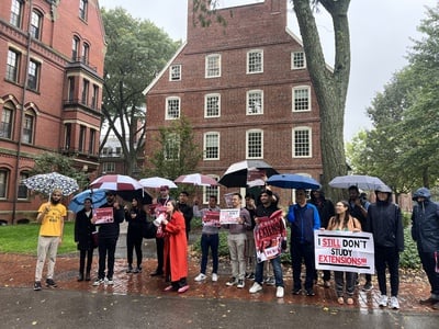 Cover image for Harvard Extension School Students Rally for Degree Name Change