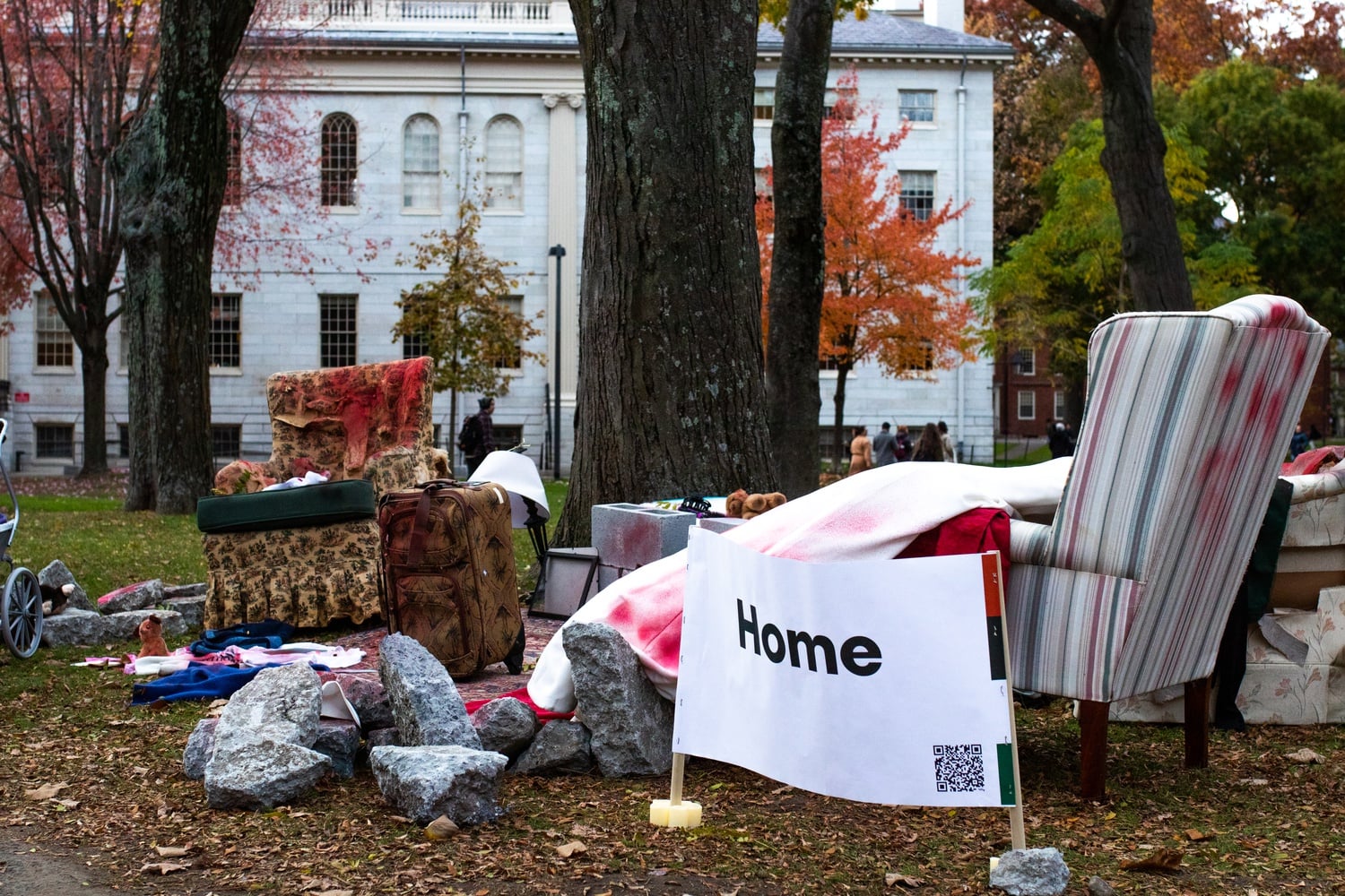 An art exhibit in Tercentenary Theatre paid homage to Palestinians killed in the Israel-Hamas war.