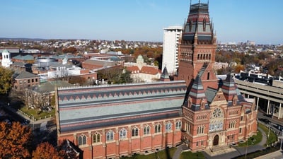 Cover image for Harvard Students Celebrate Thanksgiving on Campus with Holiday Dinner and Friendsgiving Gatherings